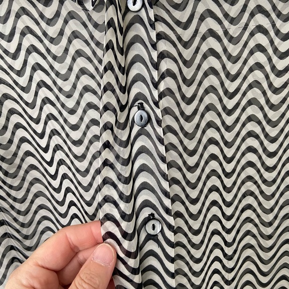 Parasuco Funky Black and White Striped Sheer Blouse - Picture 5 of 13
